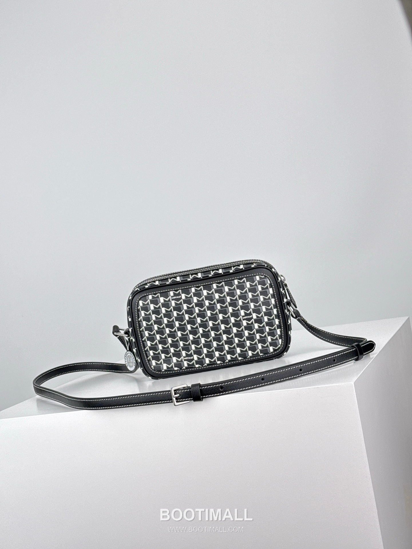 MOYNAT M Canvas Camera Bag 모이나 M 캔버스 카메라백 22cm 2