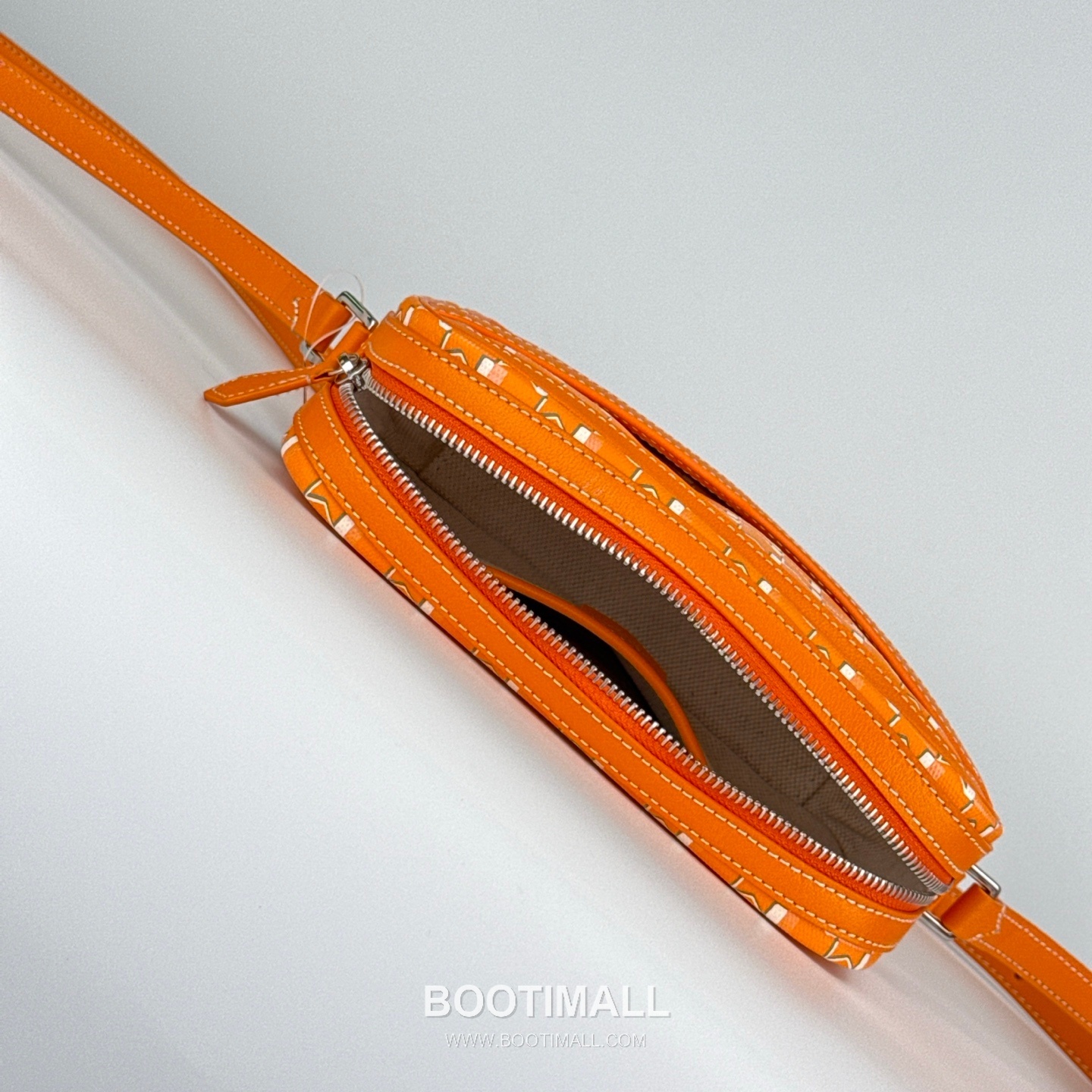 MOYNAT M Canvas Camera Bag 모이나 M 캔버스 카메라백 22cm 5