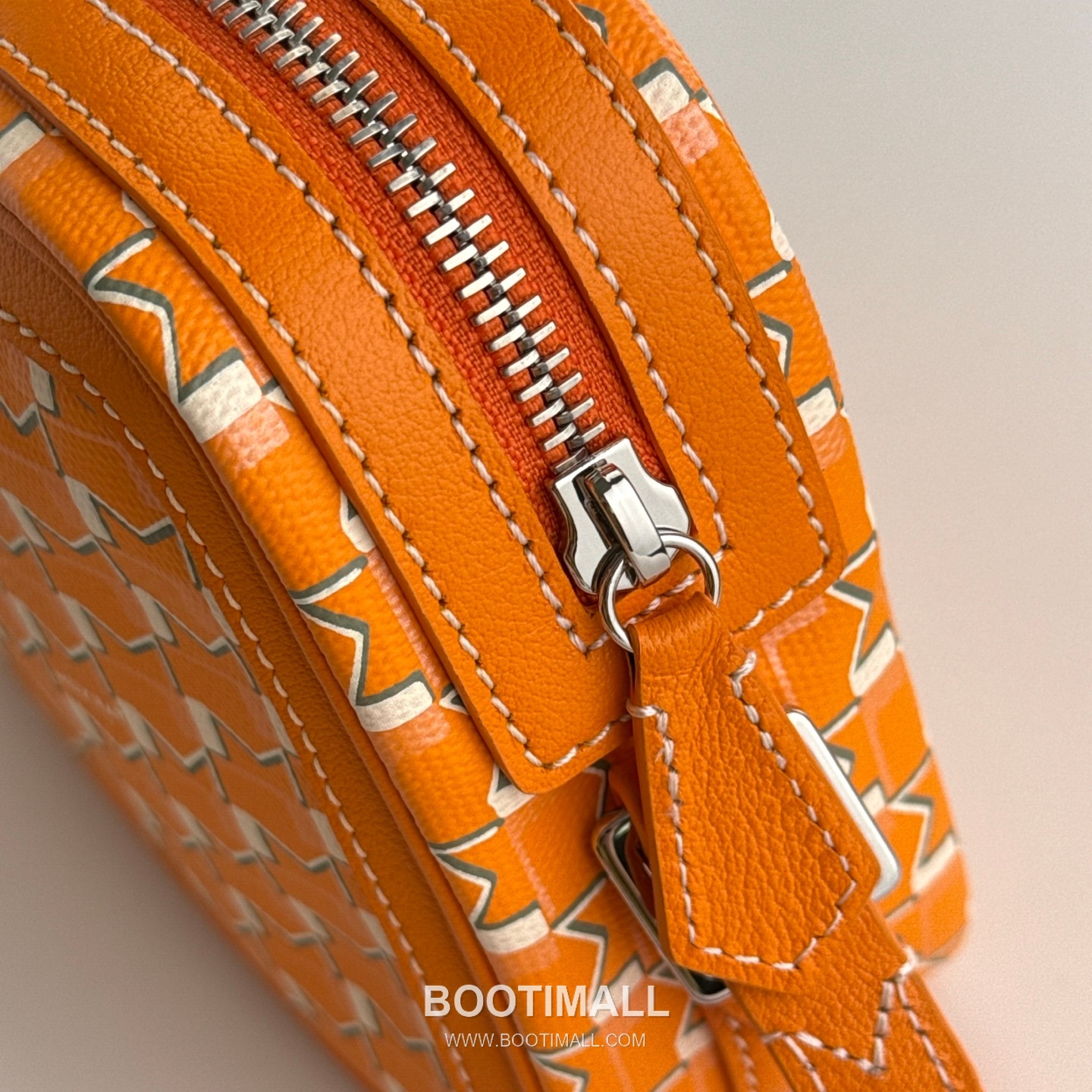 MOYNAT M Canvas Camera Bag 모이나 M 캔버스 카메라백 22cm 8