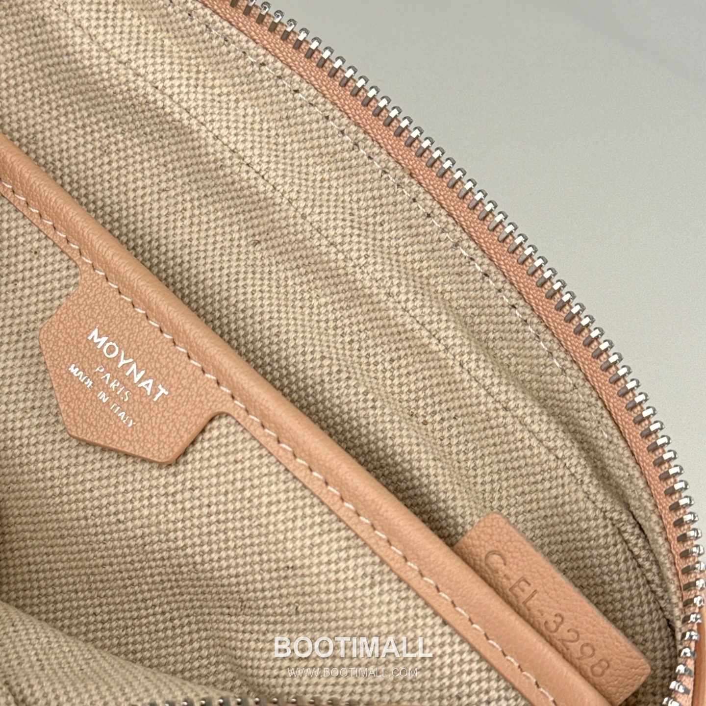 MOYNAT M Canvas Camera Bag 모이나 M 캔버스 카메라백 22cm 9