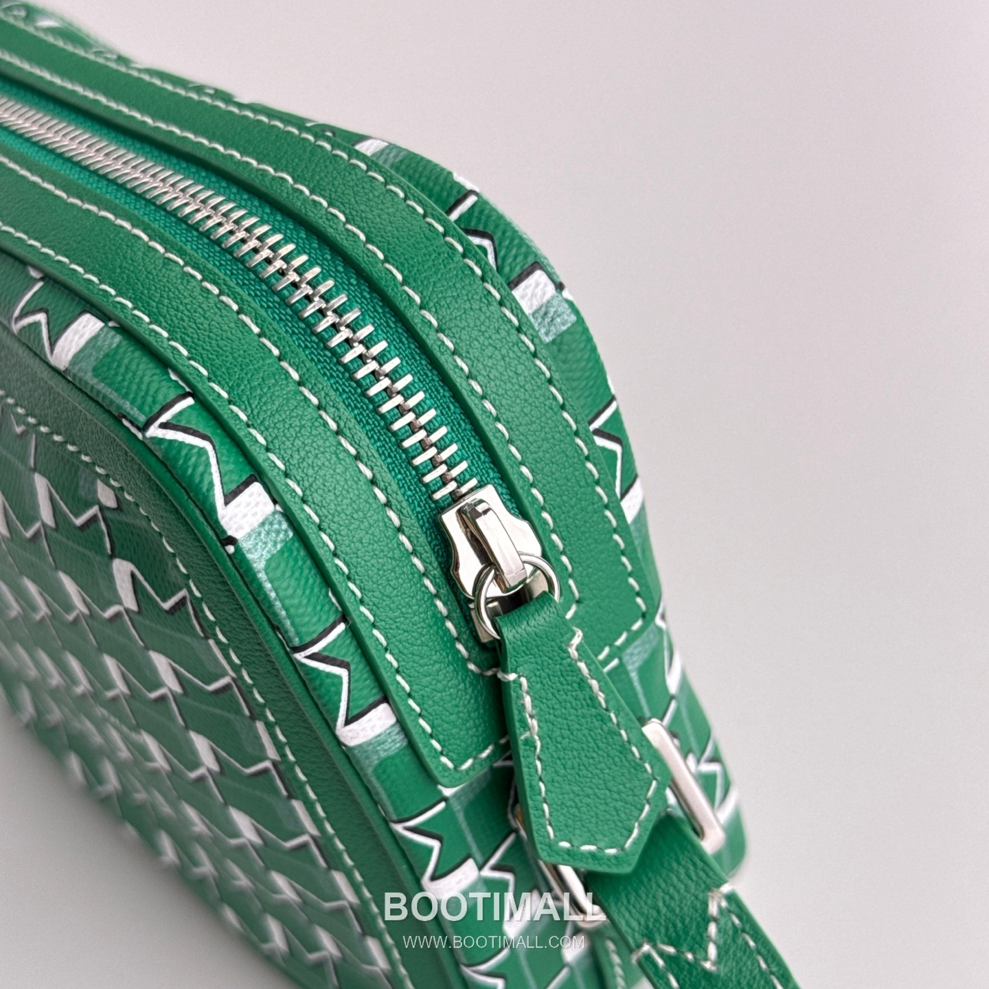 MOYNAT M Canvas Camera Bag 모이나 M 캔버스 카메라백 22cm 8