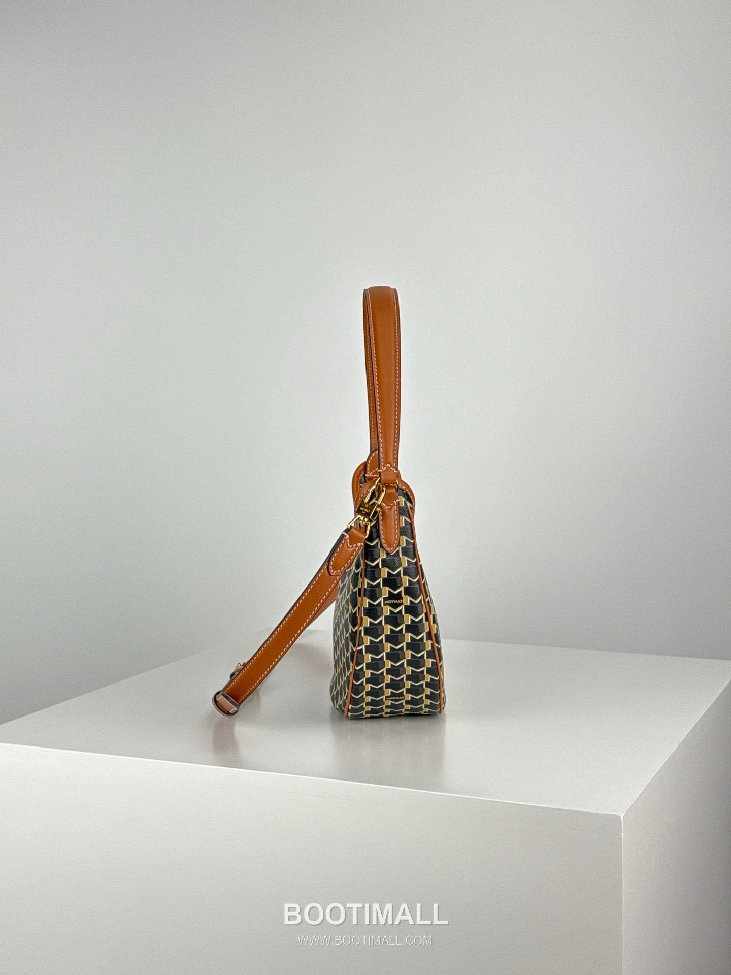 MOYNAT Moon Bag 모이나 문백 호보백 25cm 4