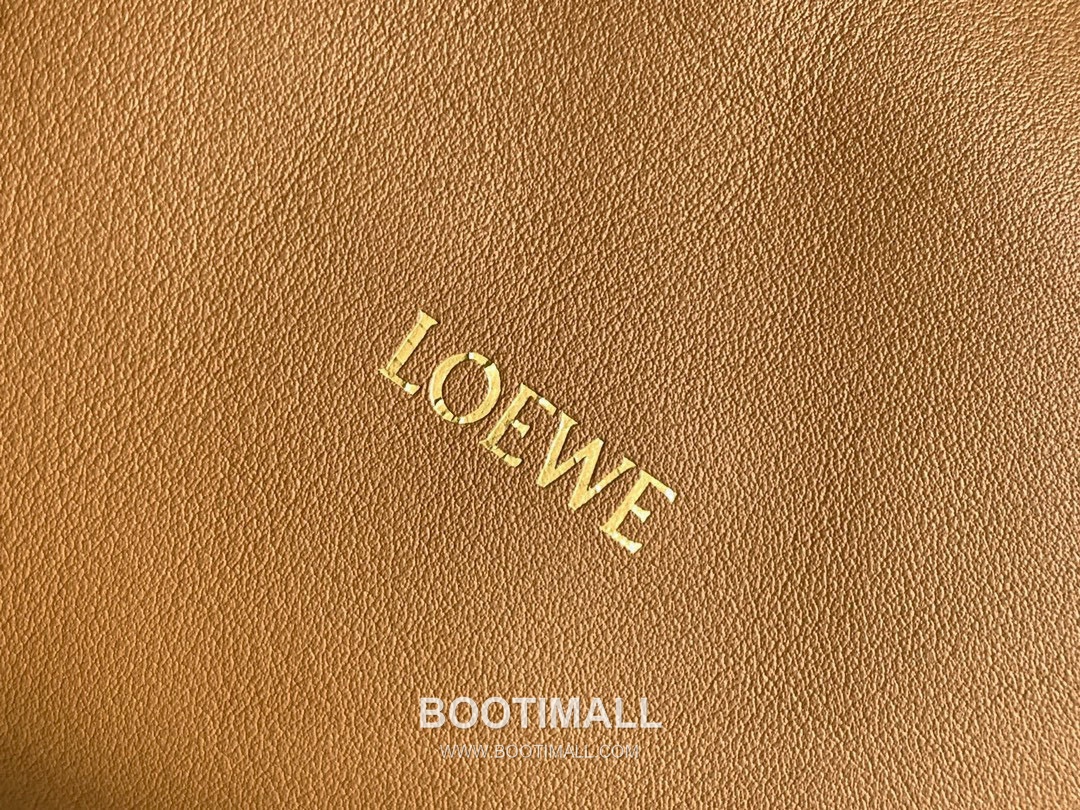 Loewe Flamenco Knot Clutch Bag Nappa Calfskin 9043 로에베 플라멩코 노트 클러치백 나파 카프스킨 30cm 5