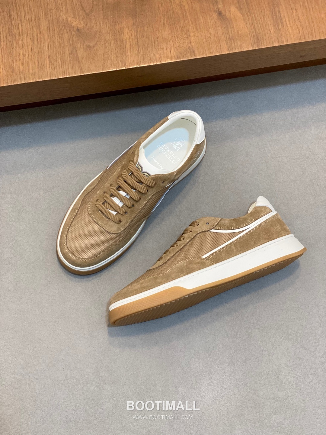 ## 신발 제품 스펙 분석

Brunello Cucinelli Cashmere Suede Sneakers 브루넬로 쿠치넬리 캐시미어 스웨이드 스니커즈 5