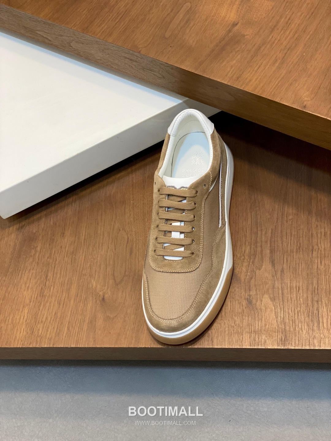 ## 신발 제품 스펙 분석

Brunello Cucinelli Cashmere Suede Sneakers 브루넬로 쿠치넬리 캐시미어 스웨이드 스니커즈 6