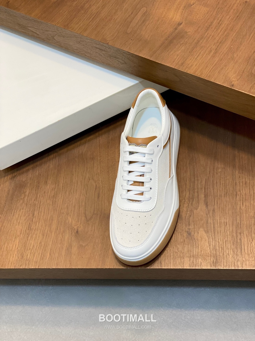 ## 신발 제품 스펙 분석

Brunello Cucinelli Cashmere Suede Sneakers 브루넬로 쿠치넬리 캐시미어 스웨이드 스니커즈 6