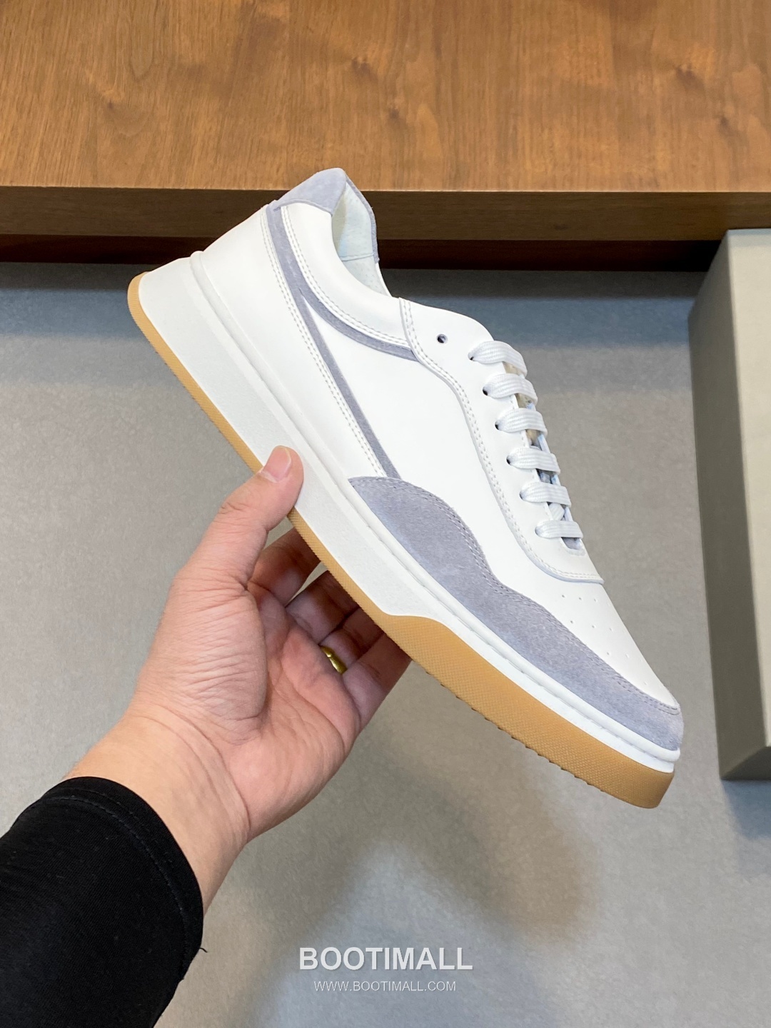 ## 신발 제품 스펙 분석

Brunello Cucinelli Cashmere Suede Sneakers 브루넬로 쿠치넬리 캐시미어 스웨이드 스니커즈 4
