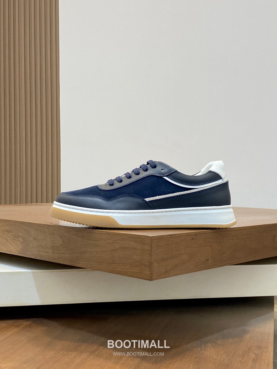 ## 신발 제품 스펙 분석

Brunello Cucinelli Cashmere Suede Sneakers 브루넬로 쿠치넬리 캐시미어 스웨이드 스니커즈 2