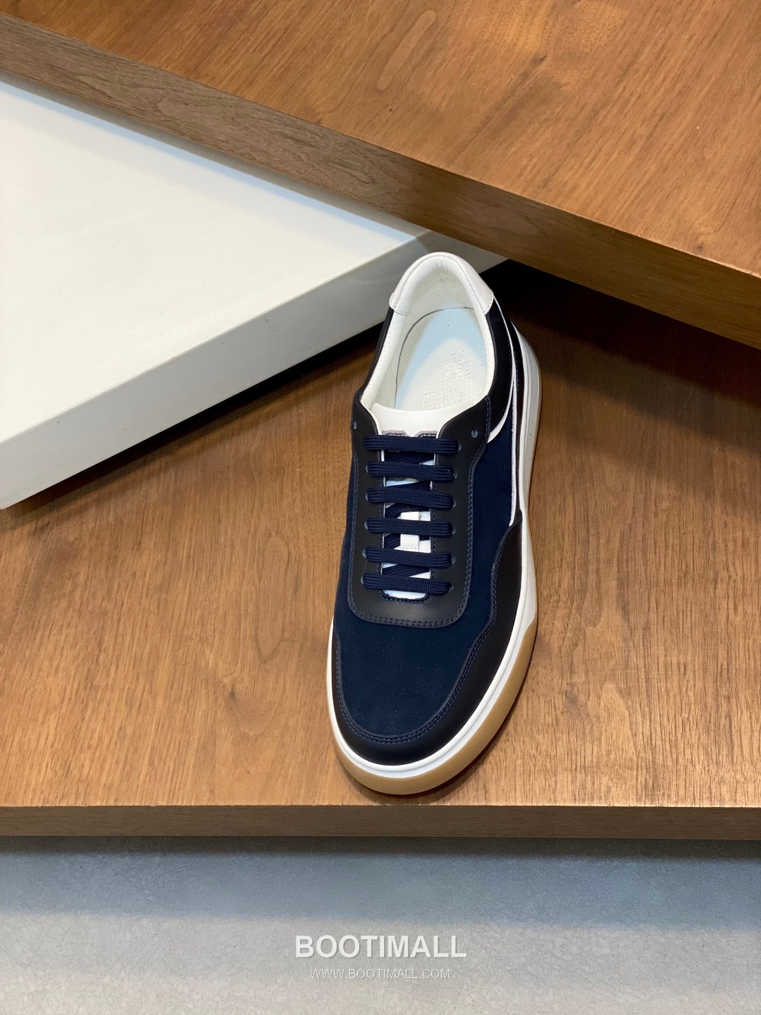## 신발 제품 스펙 분석

Brunello Cucinelli Cashmere Suede Sneakers 브루넬로 쿠치넬리 캐시미어 스웨이드 스니커즈 6