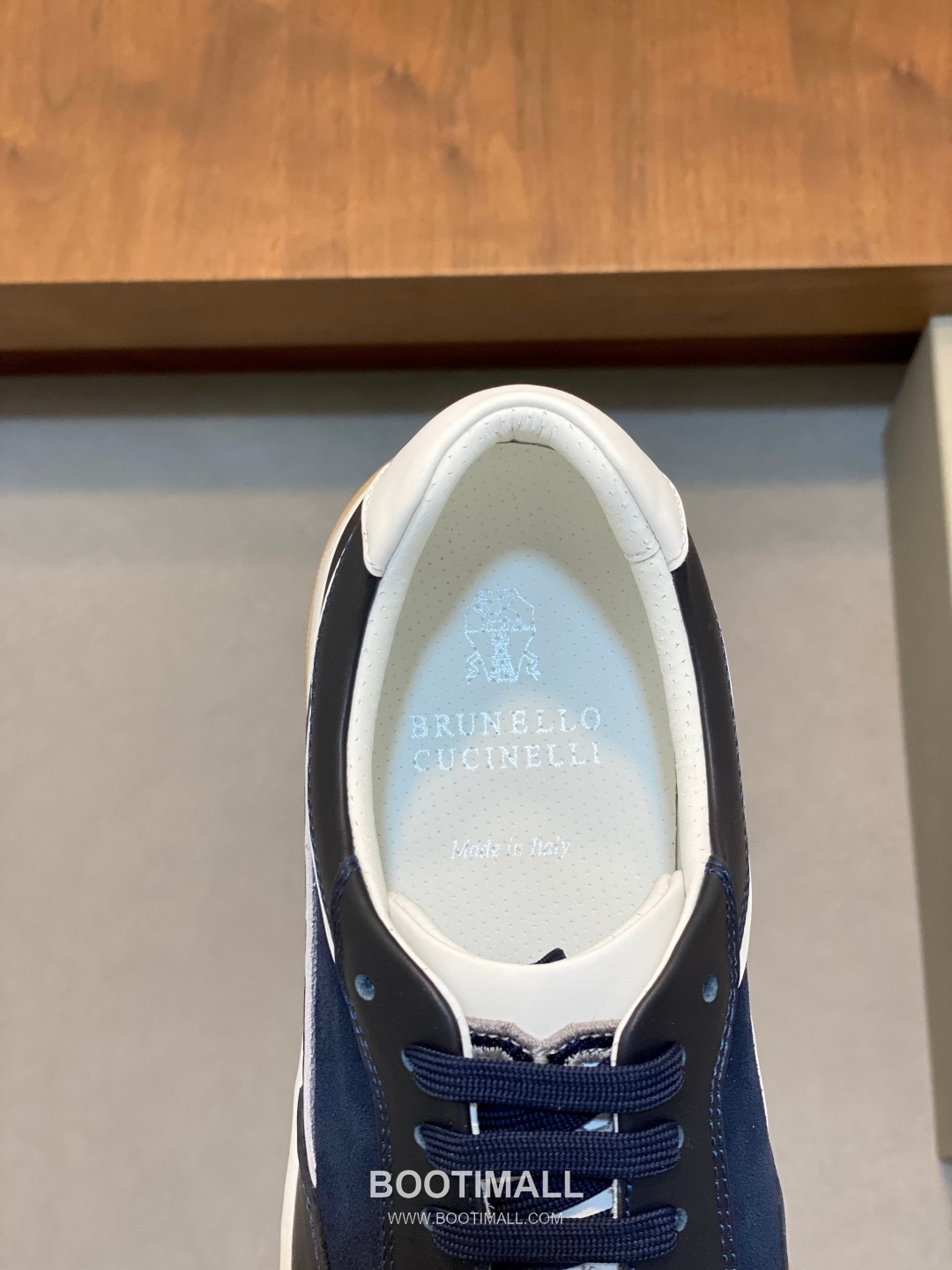 ## 신발 제품 스펙 분석

Brunello Cucinelli Cashmere Suede Sneakers 브루넬로 쿠치넬리 캐시미어 스웨이드 스니커즈 7