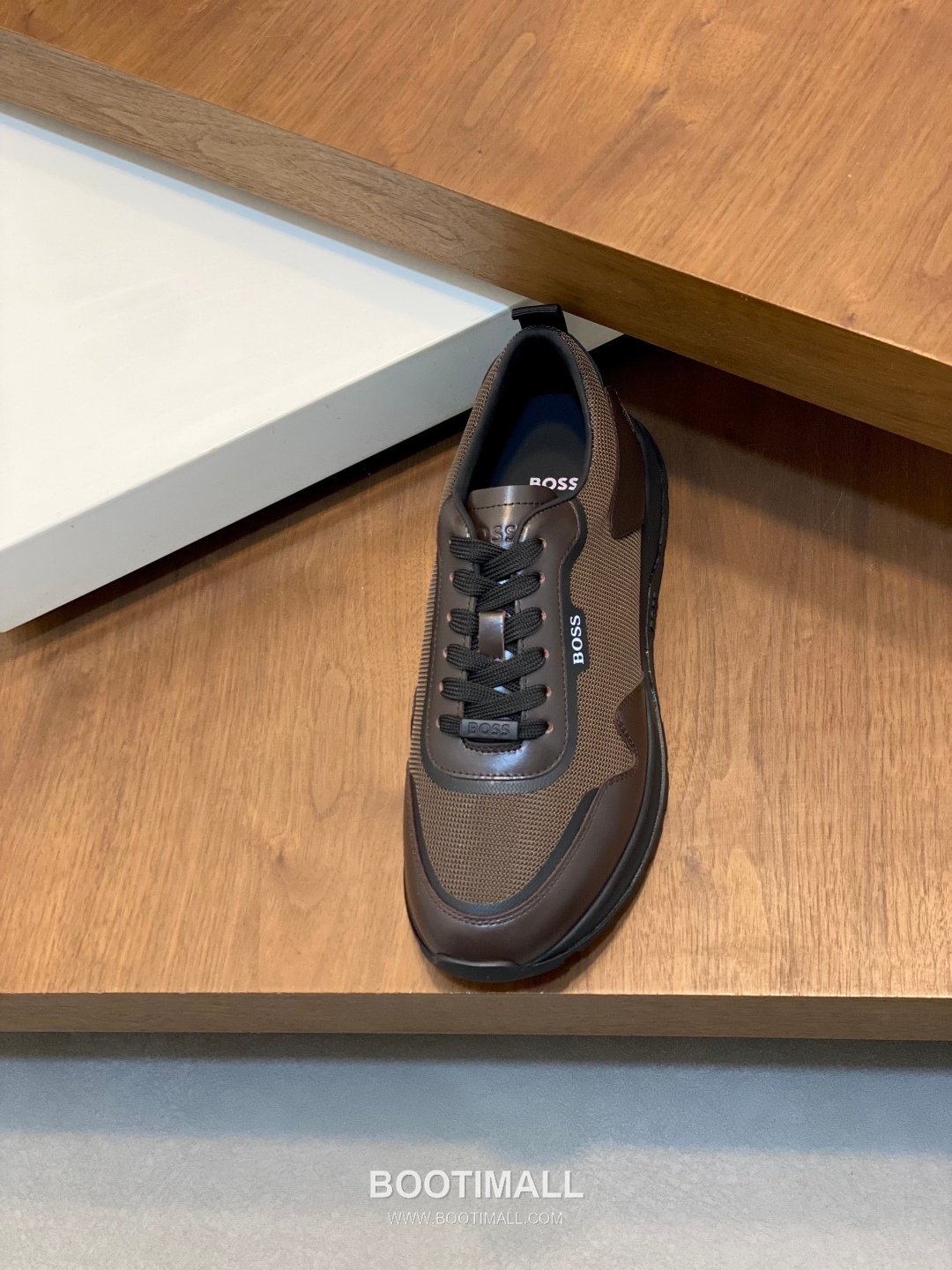 ## 신발 제품 스펙 분석

BOSS Suede Mesh Low Top Sneakers 보스 스웨이드 메쉬 로우탑 스니커즈 6