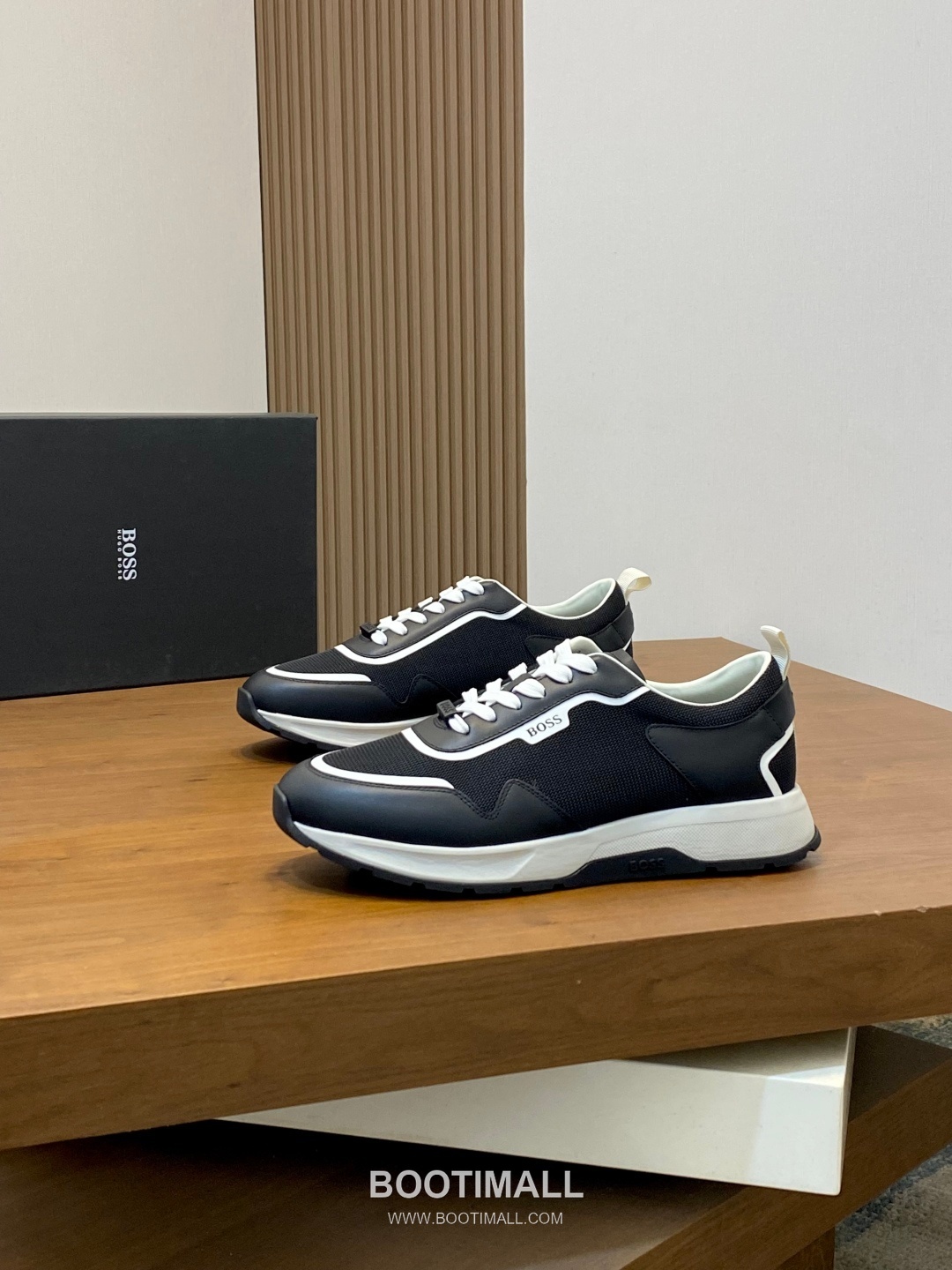 ## 신발 제품 스펙 분석

BOSS Suede Mesh Low Top Sneakers 보스 스웨이드 메쉬 로우탑 스니커즈 3