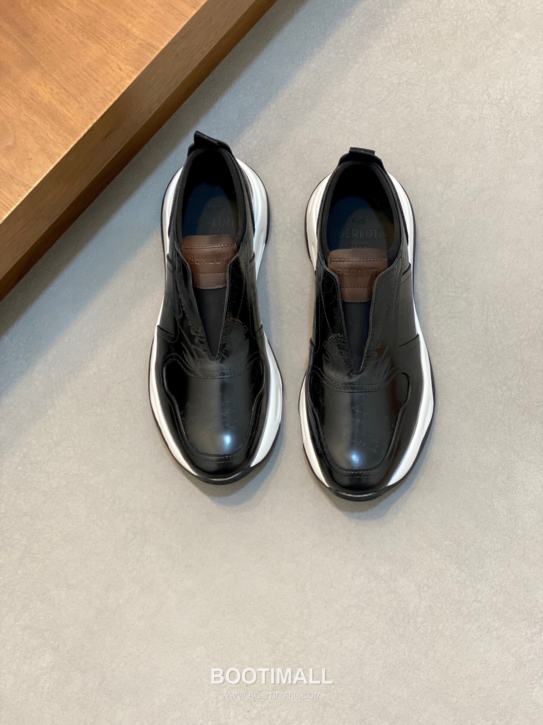 ## 신발 제품 스펙 분석

Berluti Mid Top Patina Leather Sneakers 벨루티 미드탑 파티나 레더 스니커즈 1