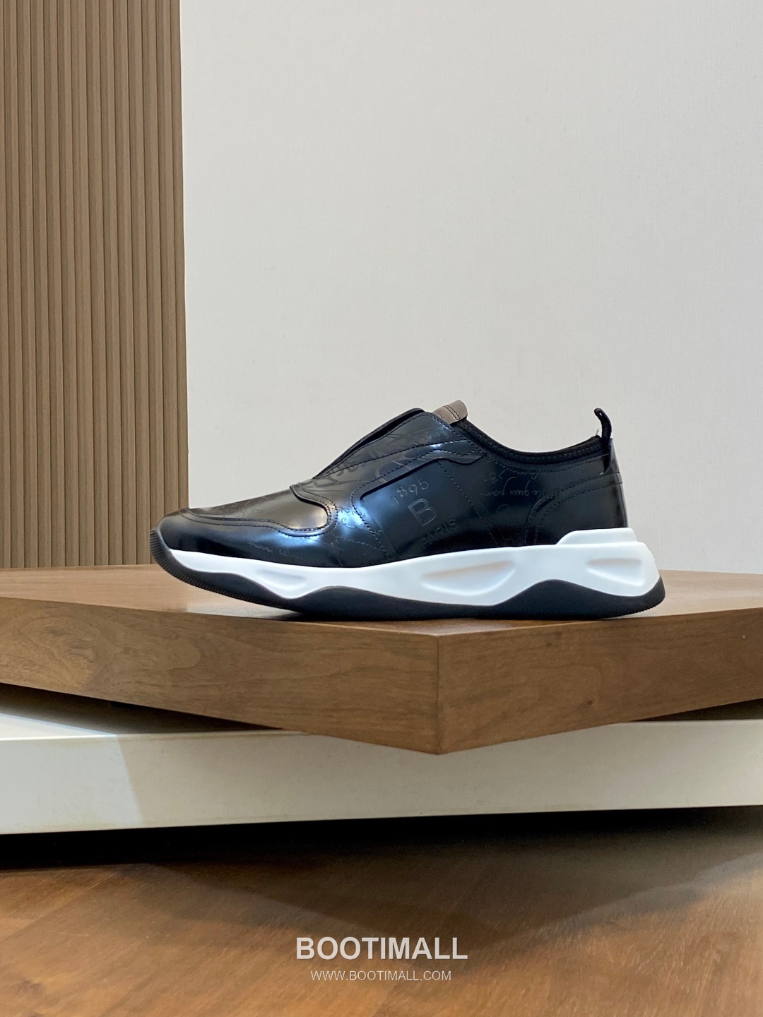 ## 신발 제품 스펙 분석

Berluti Mid Top Patina Leather Sneakers 벨루티 미드탑 파티나 레더 스니커즈 2