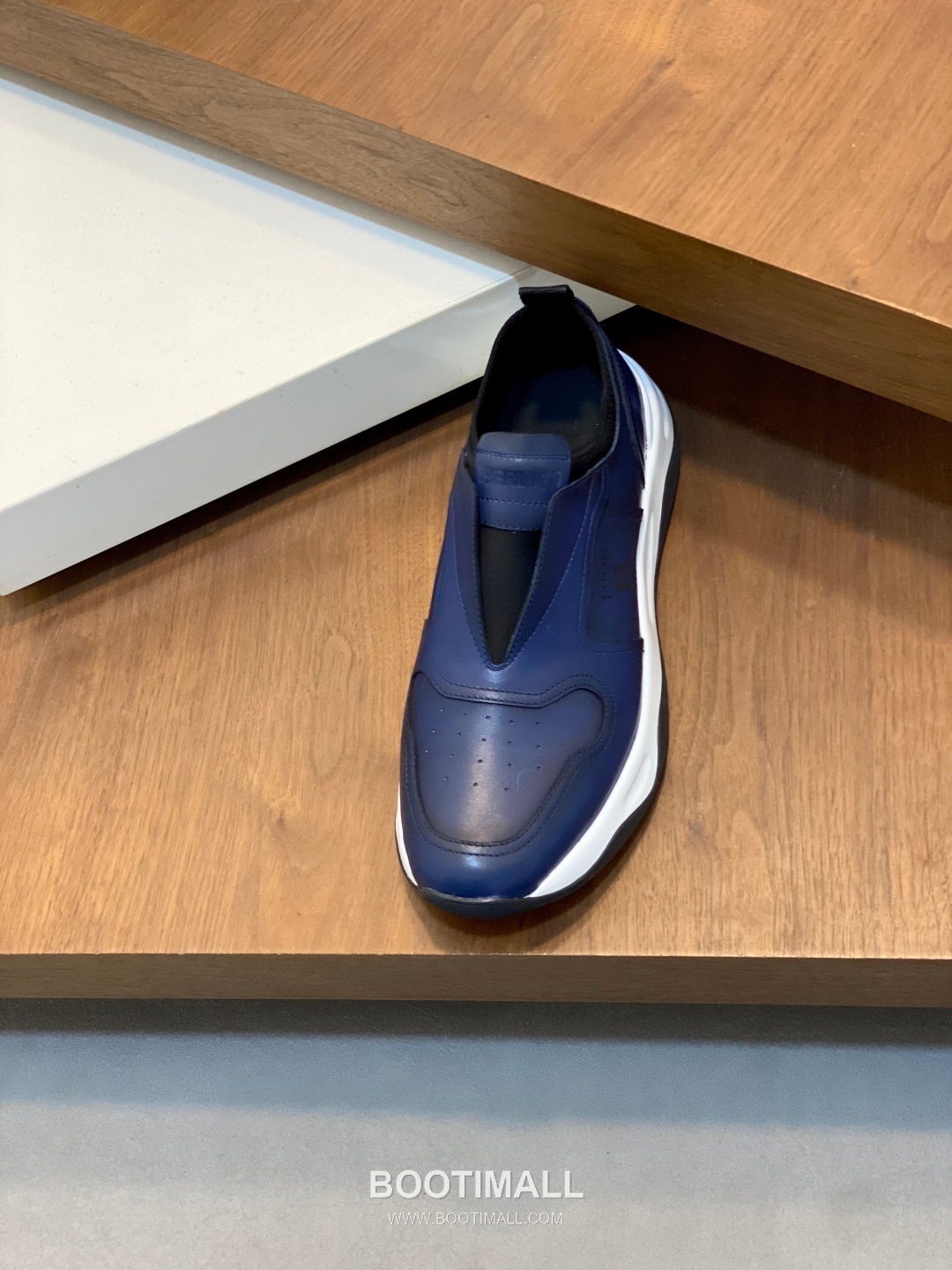 ## 신발 제품 스펙 분석

Berluti Mid Top Patina Leather Sneakers 벨루티 미드탑 파티나 레더 스니커즈 6
