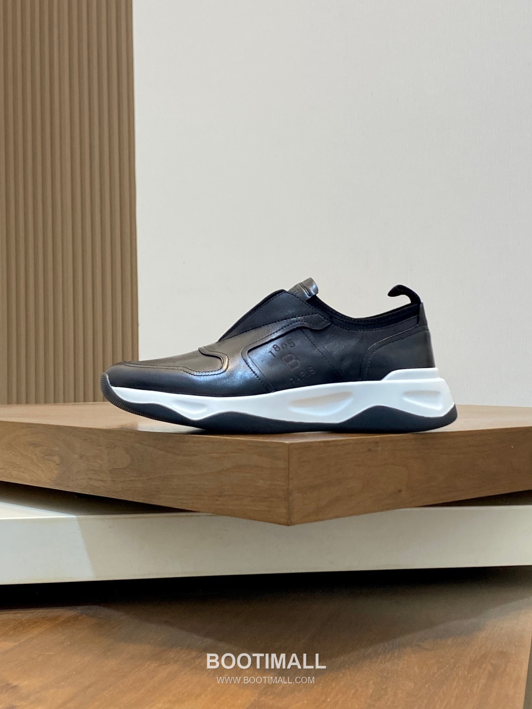 ## 신발 제품 스펙 분석

Berluti Mid Top Patina Leather Sneakers 벨루티 미드탑 파티나 레더 스니커즈 2