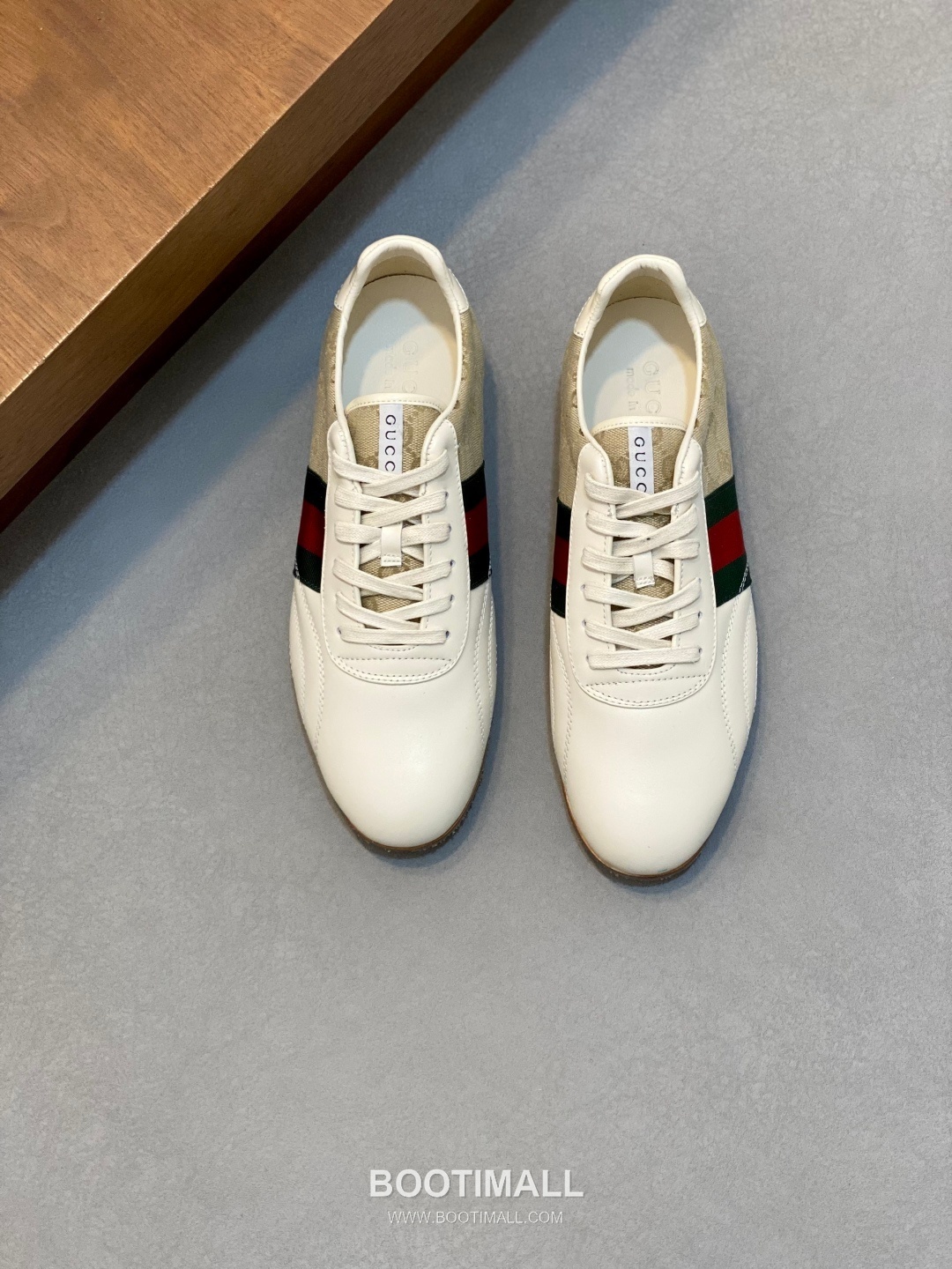 ## 신발 제품 스펙 분석

Gucci GG Canvas Suede Sneakers 구찌 GG 캔버스 스웨이드 스니커즈 645029 1