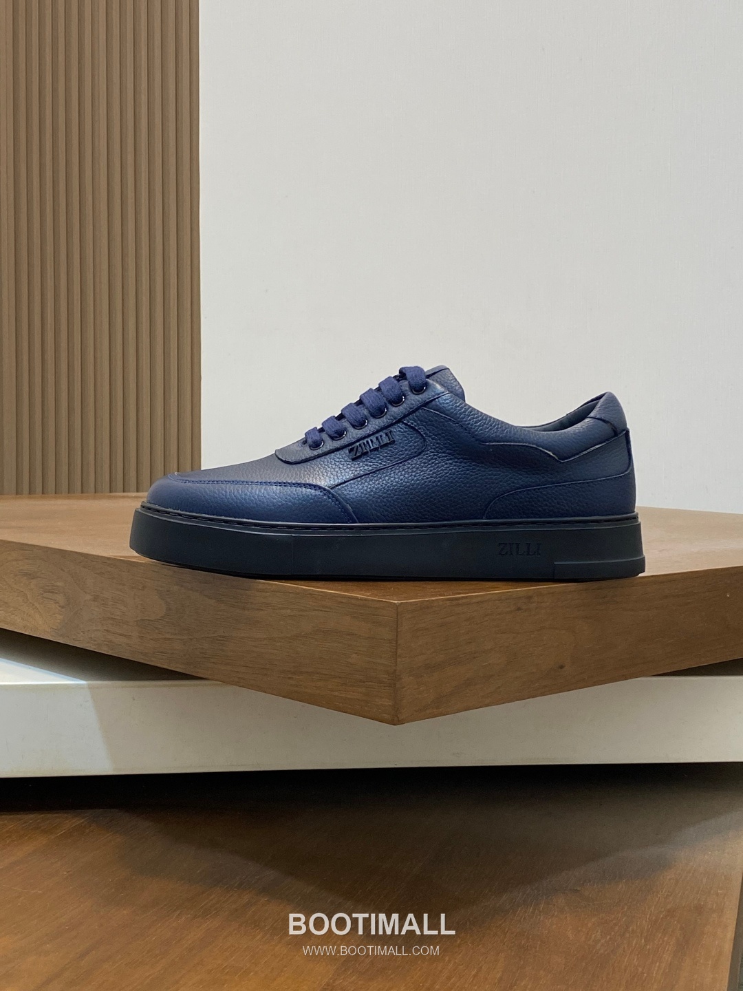 ## 신발 제품 스펙 분석

ZILLI Grained Leather Sneakers 질리 그레인 레더 스니커즈 2