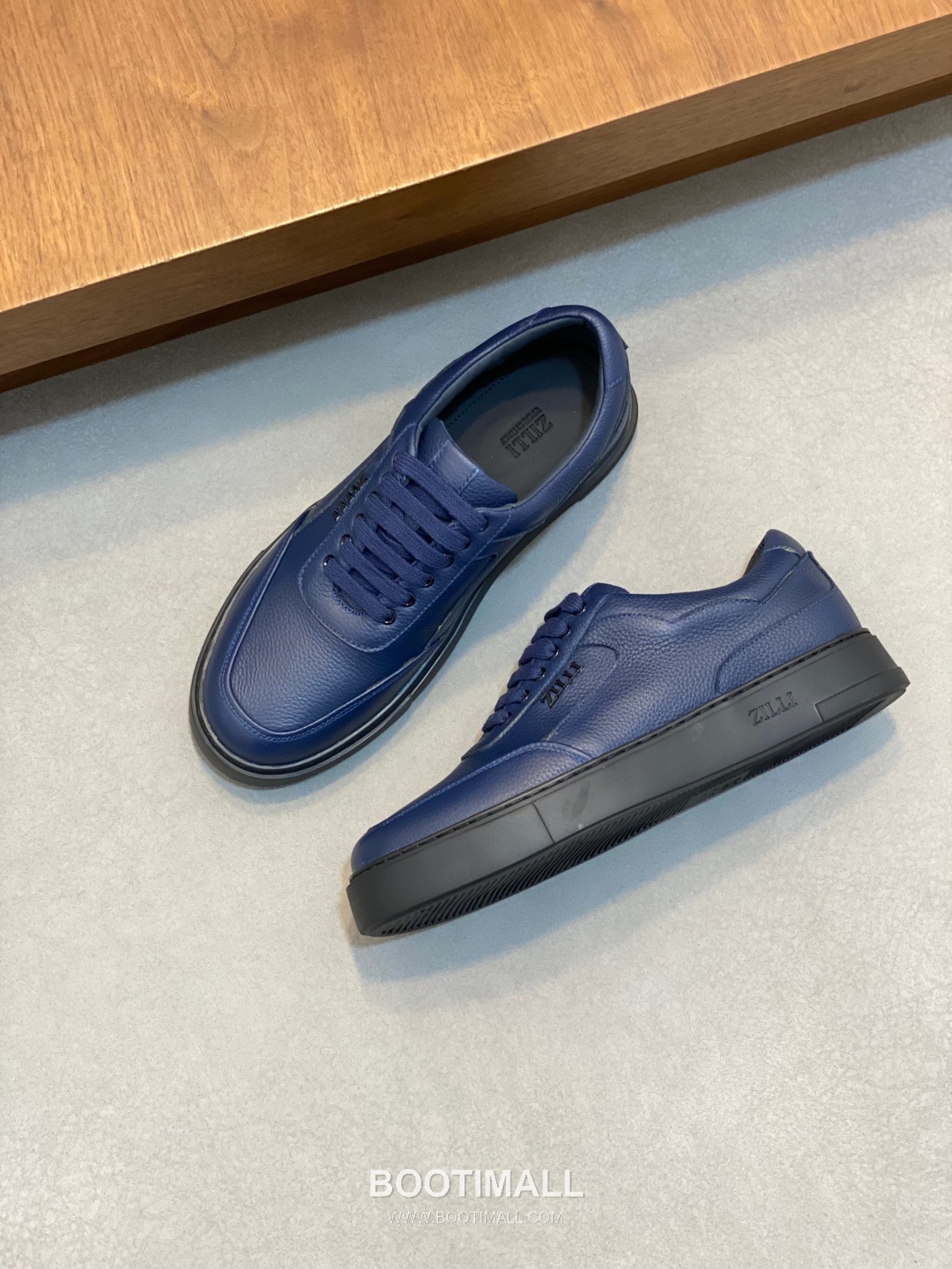 ## 신발 제품 스펙 분석

ZILLI Grained Leather Sneakers 질리 그레인 레더 스니커즈 5