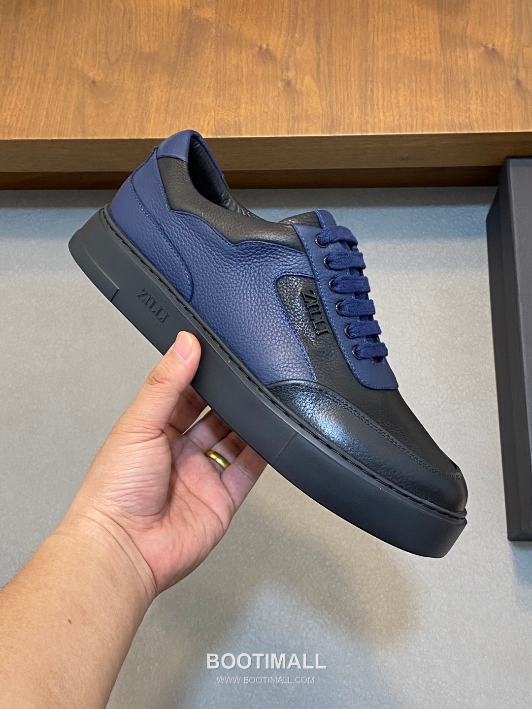 ## 신발 제품 스펙 분석

ZILLI Grained Leather Sneakers 질리 그레인 레더 스니커즈 4