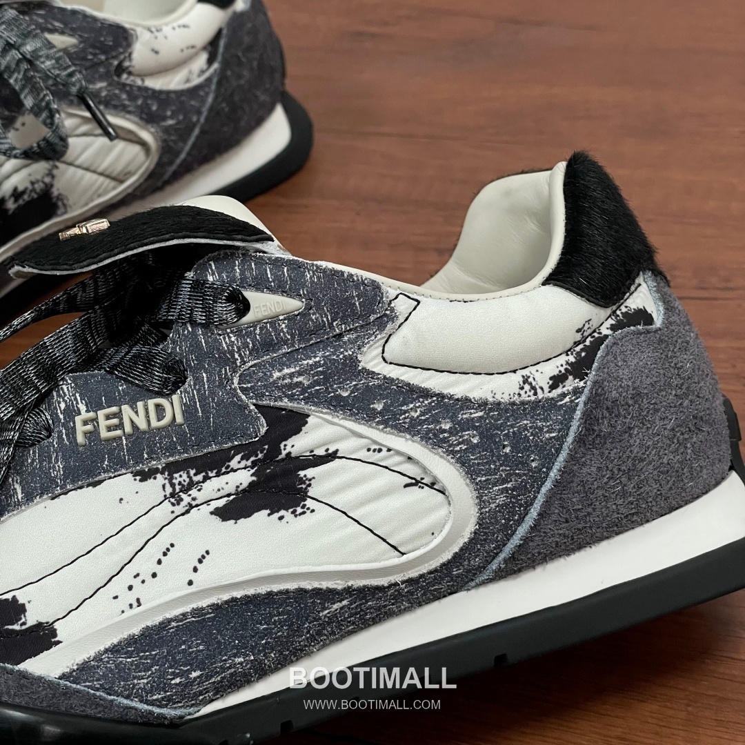 ## 신발 제품 스펙 분석

Fendi Wave Pulse Sneakers 펜디 웨이브 펄스 스니커즈 7E1392 8