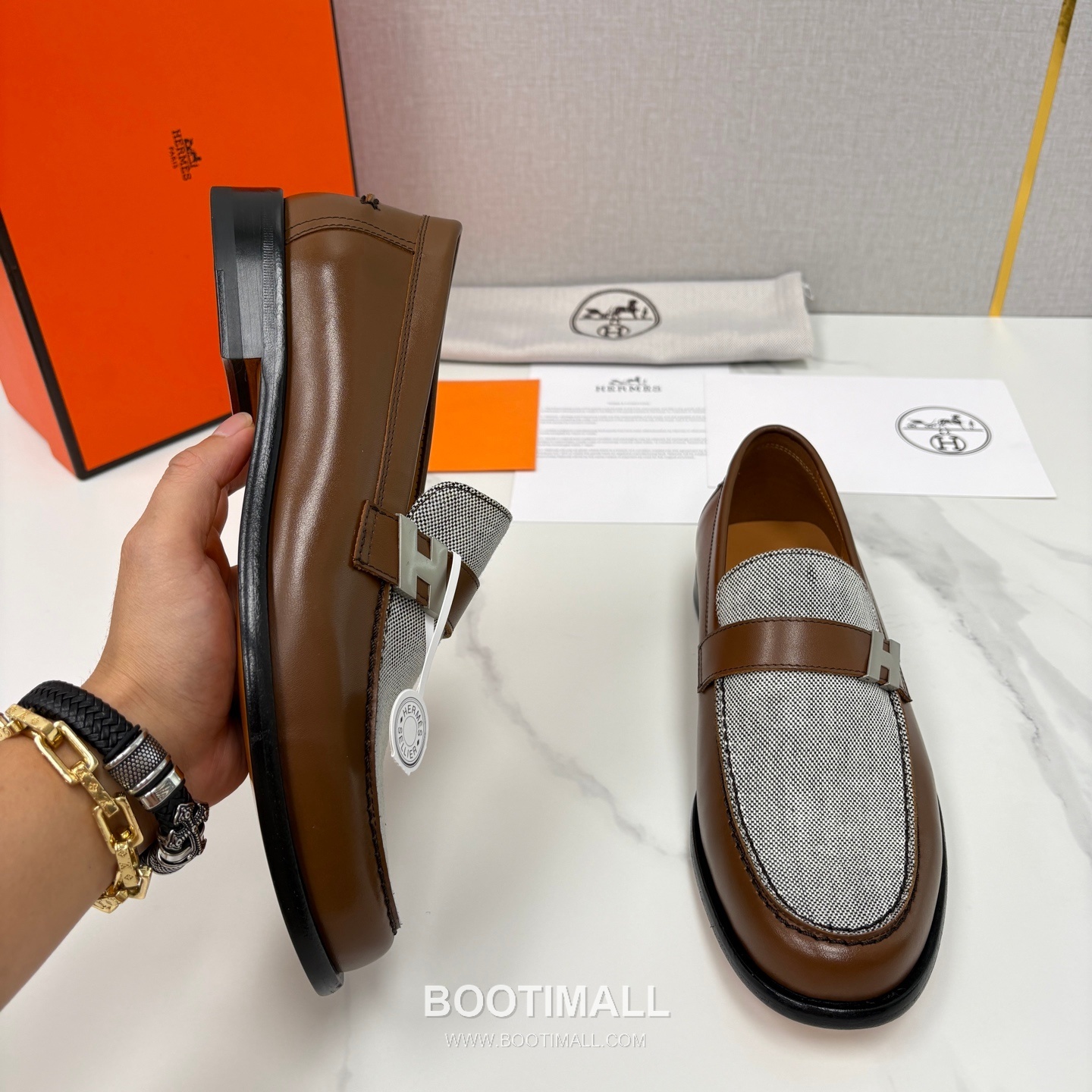 ## 신발 제품 스펙 분석

Hermès Milton Leather Loafers 에르메스 밀턴 레더 로퍼 6