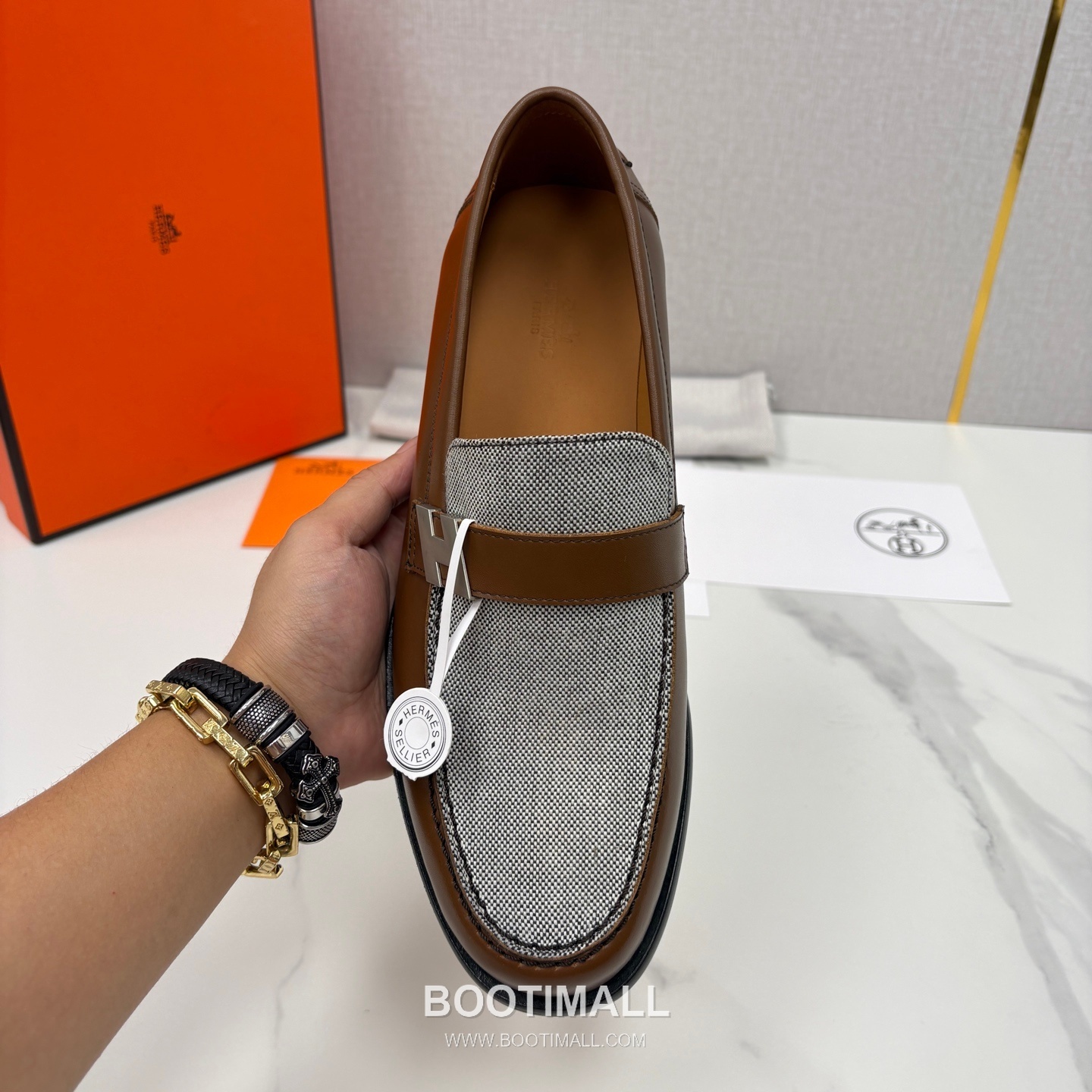 ## 신발 제품 스펙 분석

Hermès Milton Leather Loafers 에르메스 밀턴 레더 로퍼 7