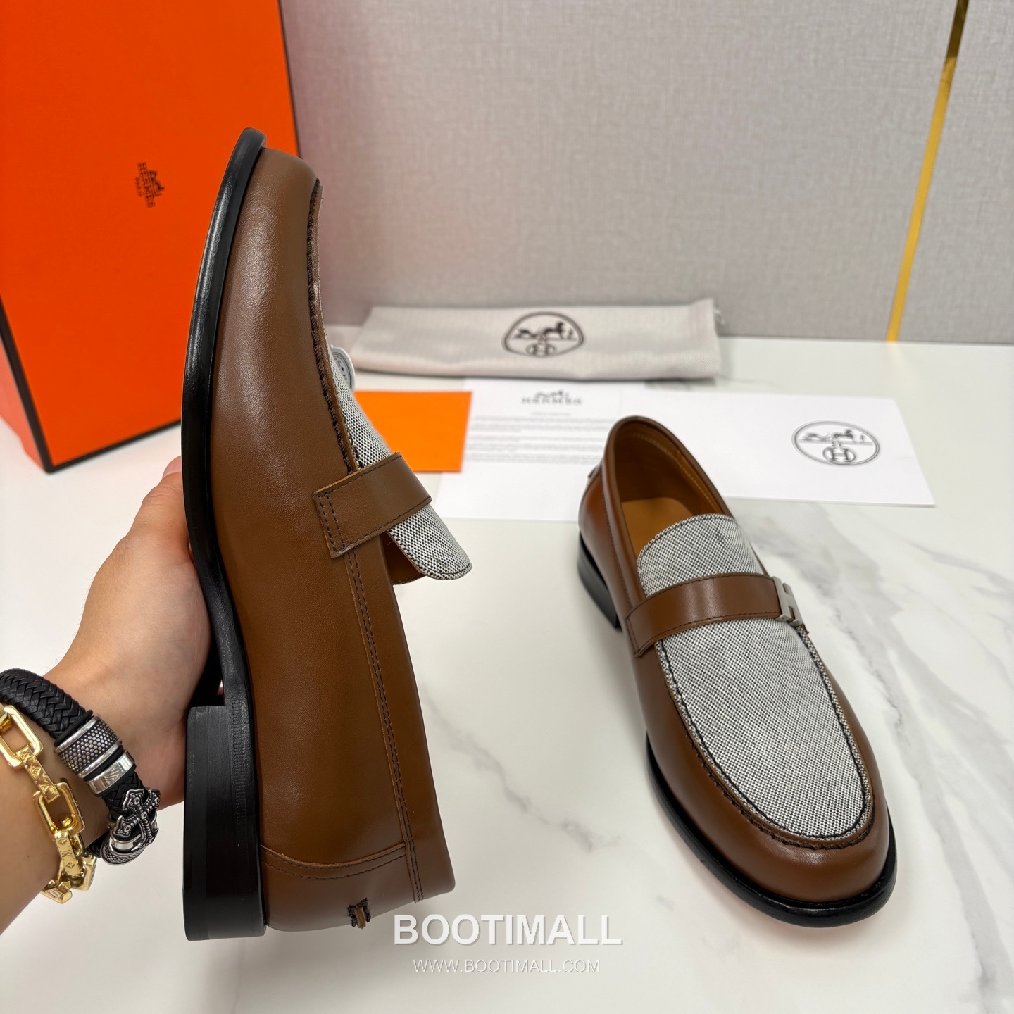## 신발 제품 스펙 분석

Hermès Milton Leather Loafers 에르메스 밀턴 레더 로퍼 8