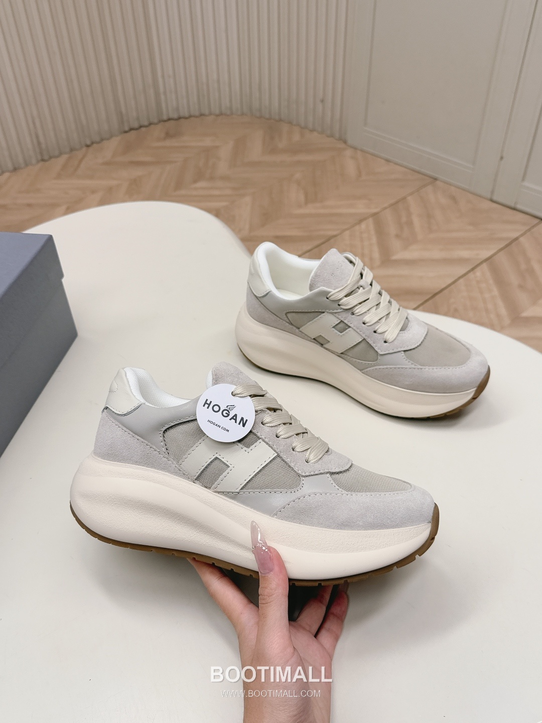 Hogan Puffy Platform Sneakers 호건 퍼피 플랫폼 스니커즈 2026 2