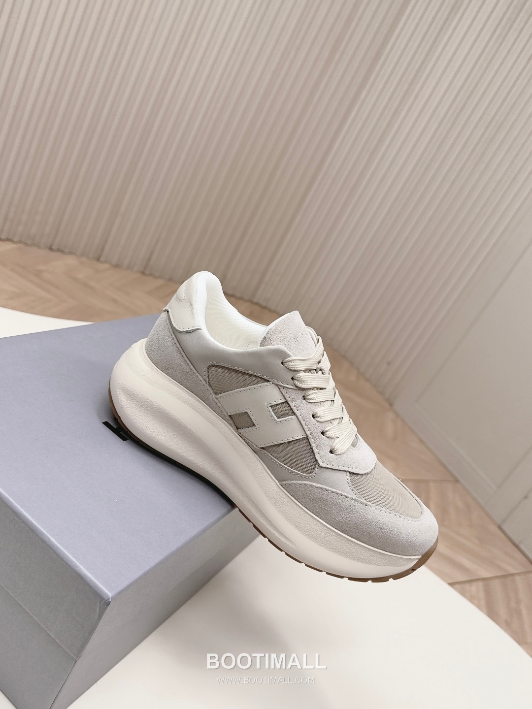 Hogan Puffy Platform Sneakers 호건 퍼피 플랫폼 스니커즈 2026 3