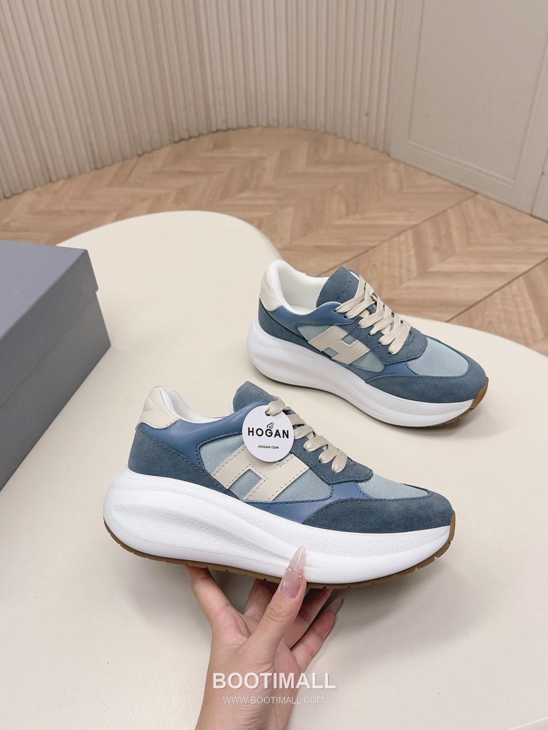Hogan Puffy Platform Sneakers 호건 퍼피 플랫폼 스니커즈 2026 4