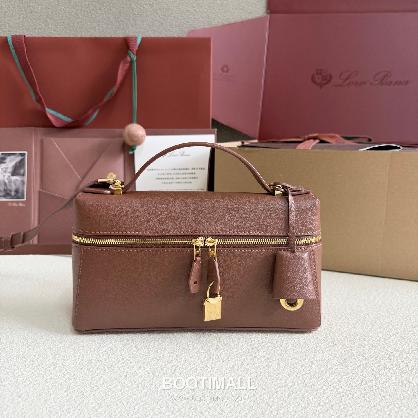 Loro Piana Extra Bag L23 Top Handle Bag FAQ2126 로로피아나 엑스트라 백 L23 토트백 카프스킨 23cm 1