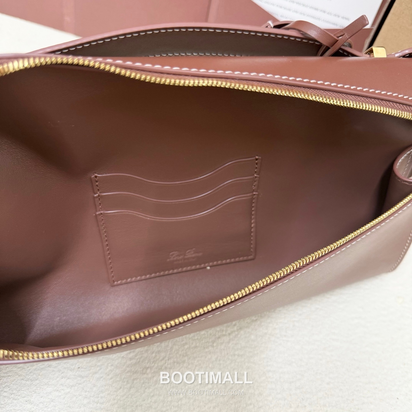 Loro Piana Extra Clutch L29 Clutch Bag FAQ2609 로로피아나 엑스트라 클러치 L29 클러치백 카프스킨 29cm 9