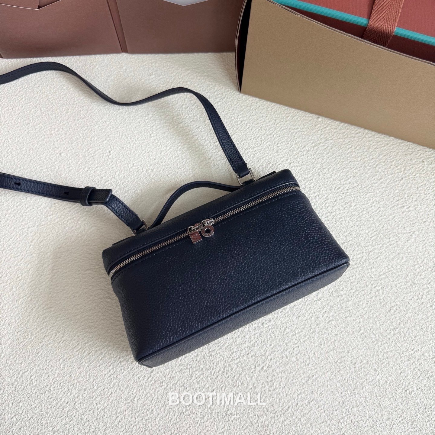 Loro Piana Extra Pocket L19 Clutch Bag FAI8393 로로피아나 엑스트라 포켓 L19 클러치백 카프스킨 19cm 4