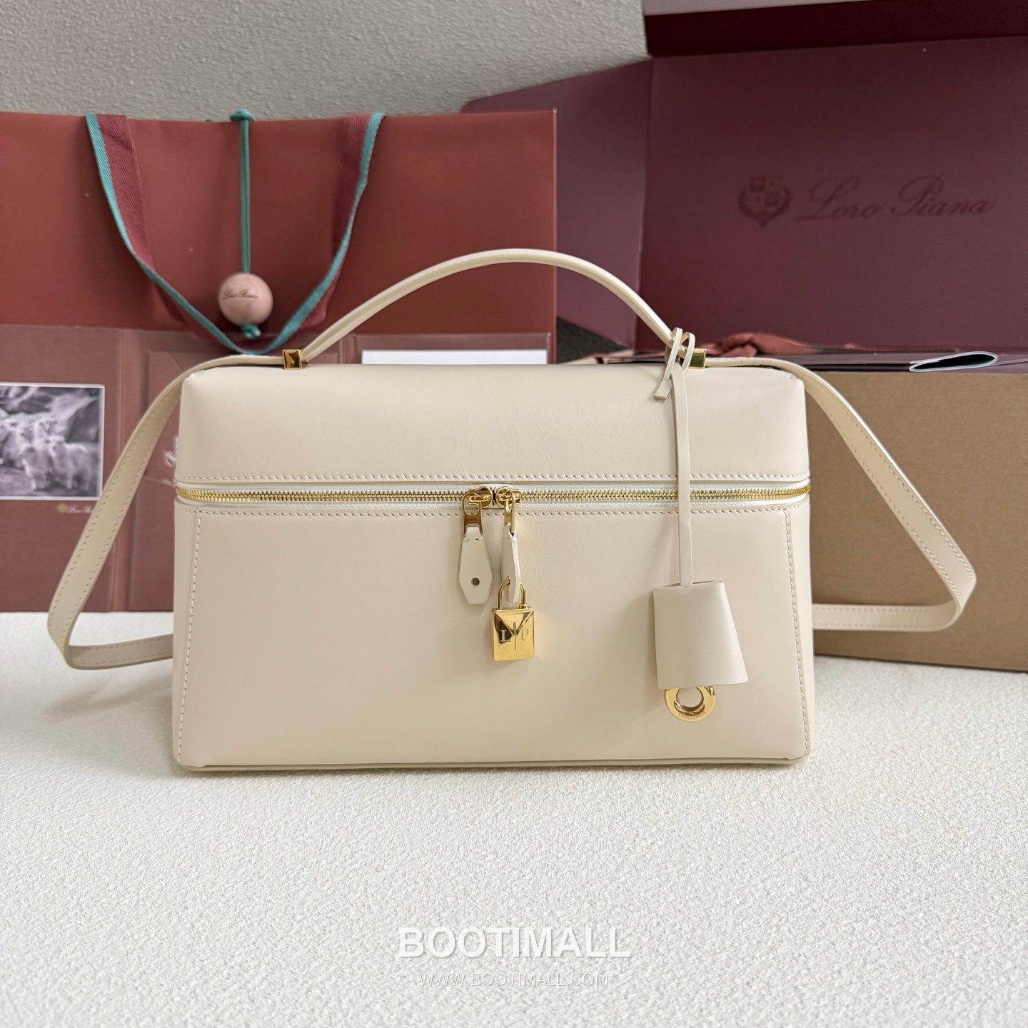 Loro Piana Extra Bag L27 Top Handle Bag 로로피아나 엑스트라 백 L27 토트백 카프스킨 27cm 1
