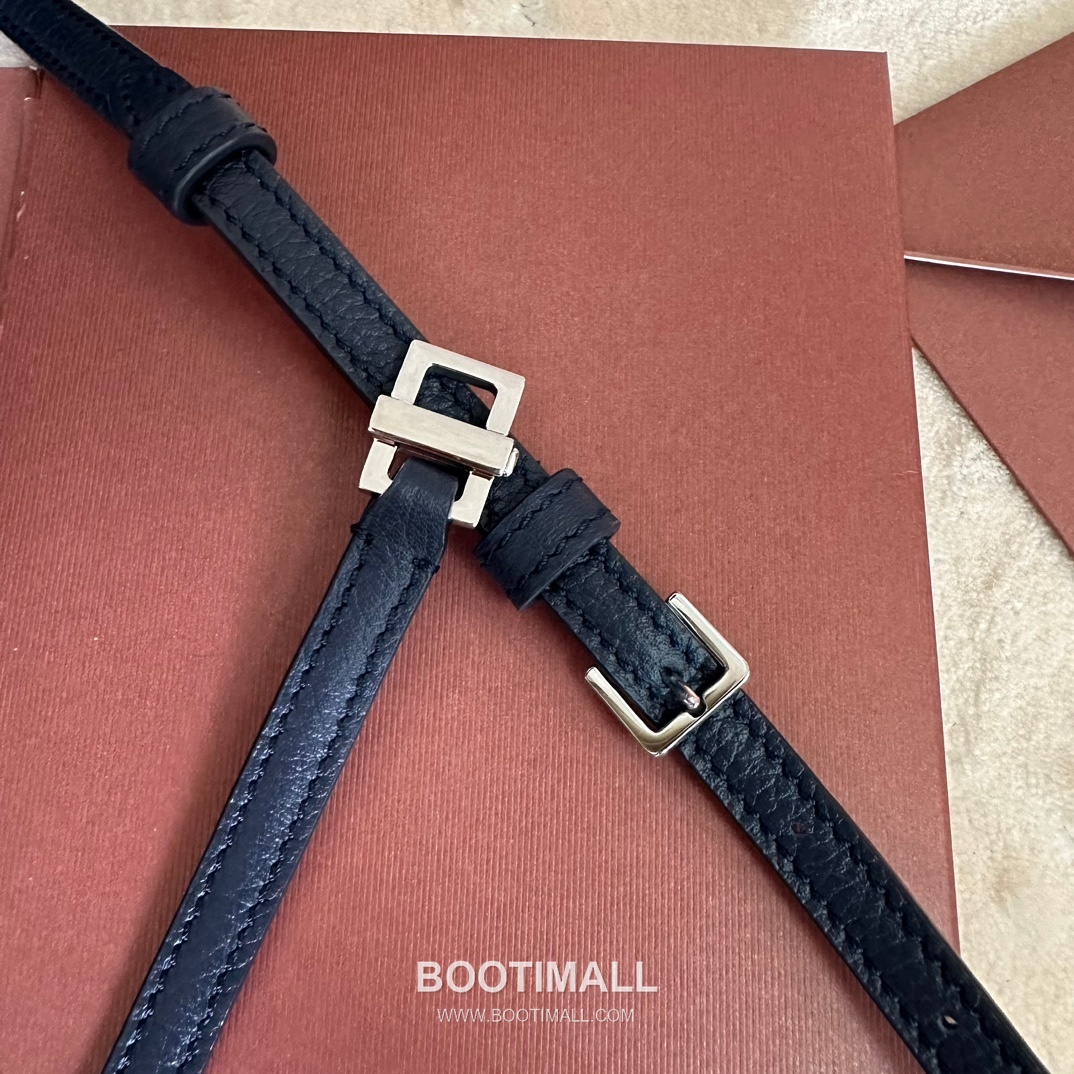Loro Piana Extra Pocket L27 Clutch Bag FAI8 로로피아나 엑스트라 포켓 L27 클러치백 카프스킨 27cm 8