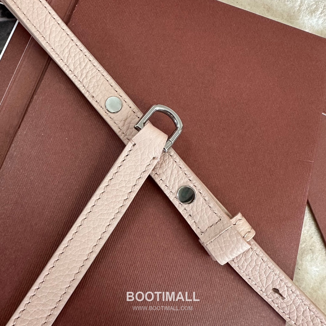 Loro Piana Extra Pocket L27 Clutch Bag FAI8 로로피아나 엑스트라 포켓 L27 클러치백 카프스킨 27cm 8