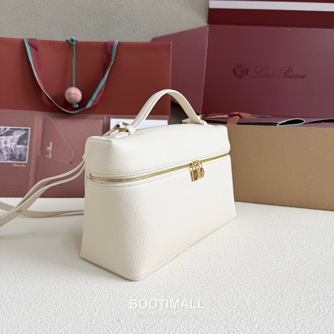 Loro Piana Extra Pocket L27 Clutch Bag FAI8 로로피아나 엑스트라 포켓 L27 클러치백 카프스킨 27cm 2