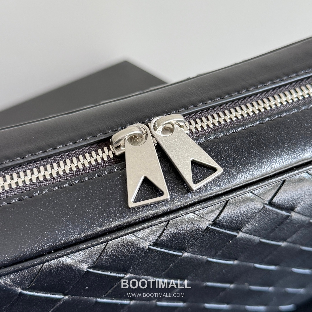 Bottega Veneta Intrecciato Woven Leather Camera Bag 보테가베네타 인트레치아토 위빙 레더 카메라백 24.5cm 5