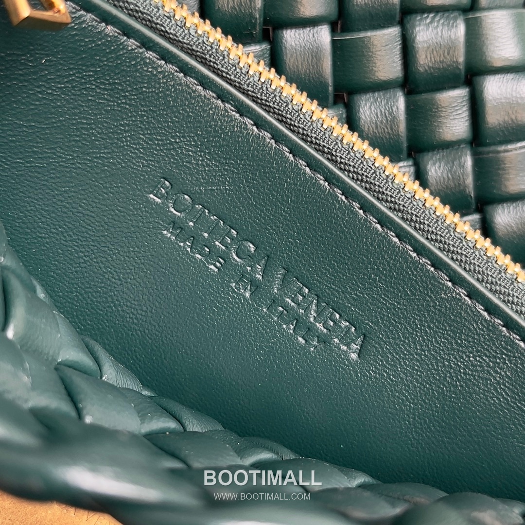 Bottega Veneta Small Cabat Intrecciato Woven Leather Shoulder Bag 보테가베네타 스몰 카바 인트레치아토 위빙 레더 숄더백 26cm 8