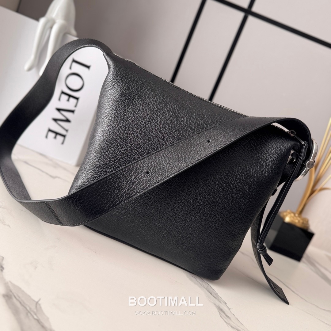 Loewe Loop Hobo 65256185 Grained Calfskin Shoulder Bag 로에베 루프 호보 65256185 그레인드 카프스킨 숄더백 29cm 12