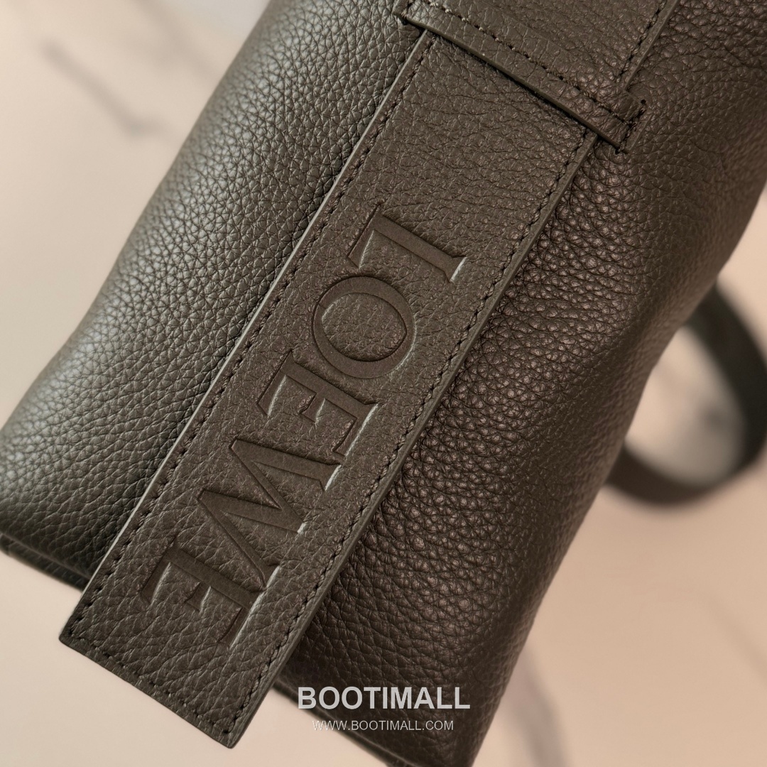 Loewe Loop Hobo 65256185 Grained Calfskin Shoulder Bag 로에베 루프 호보 65256185 그레인드 카프스킨 숄더백 29cm 17