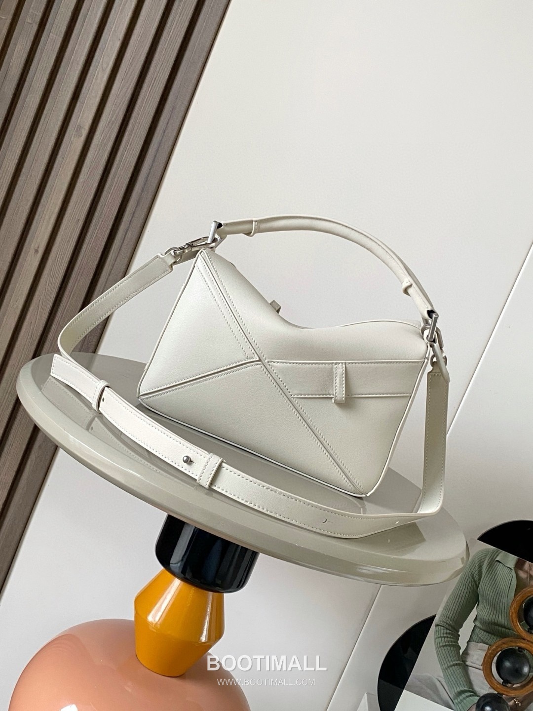 Loewe Panta Puzzle Small Shiny Calfskin Grey Handbag 로에베 판타 퍼즐 스몰 052557100 샤이니 카프스킨 그레이 핸드백 24cm 16