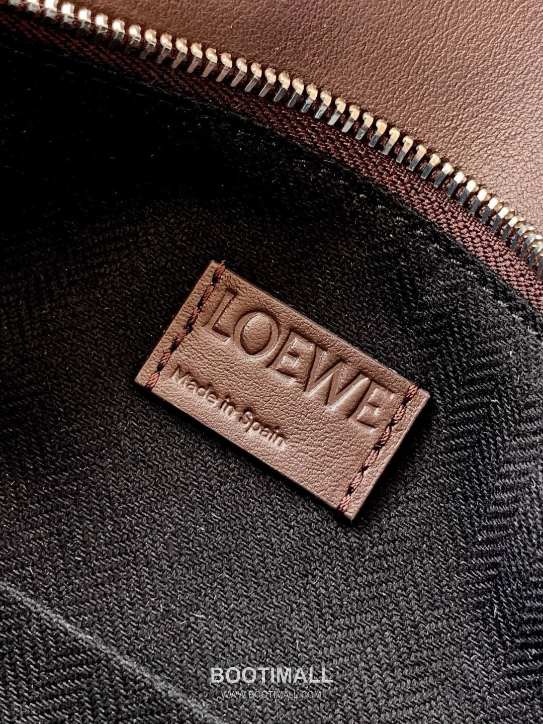 LOEWE Puzzle Biker Small Bag 052517100 로에베 퍼즐 바이커 스몰 토트백 글로시 카프스킨 24cm 14