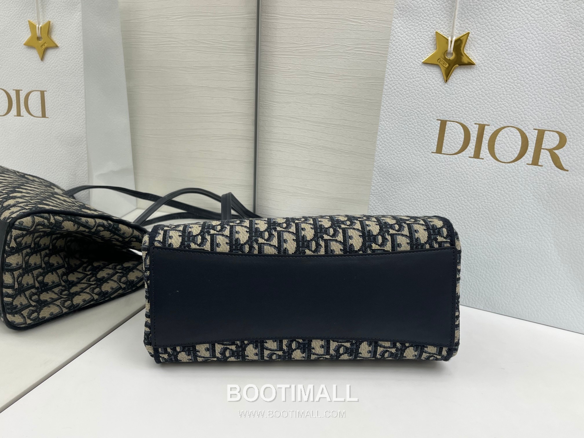 Dior Oblique Small Shopping Tote Bag 디올 오블리크 스몰 쇼핑 토트백 M1410 27cm 4