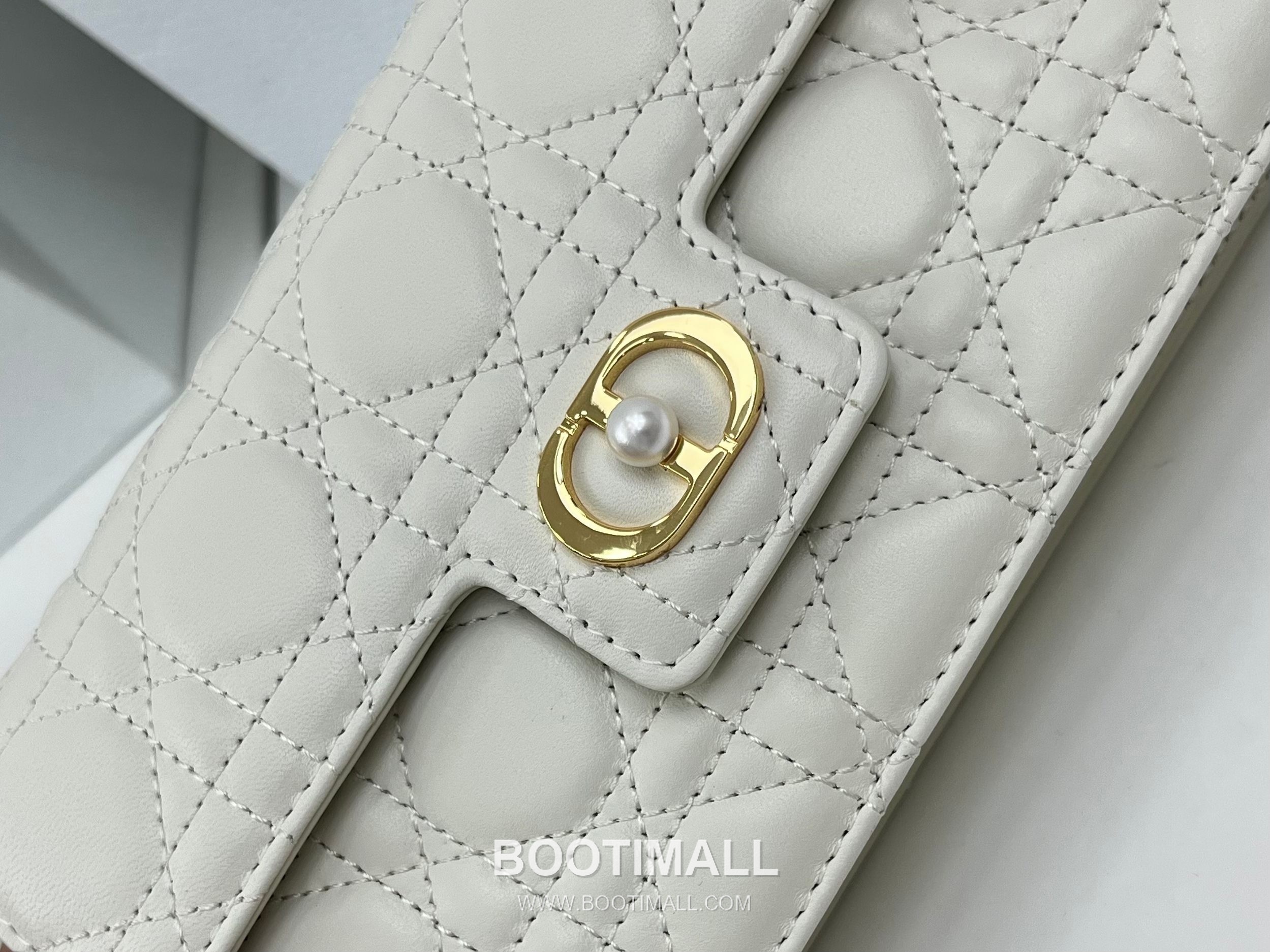 Dior Jolie Mini Cannage Lambskin Chain Flap Bag 디올 졸리 미니 까나쥬 램스킨 체인 플랩백 S3117 21cm 6