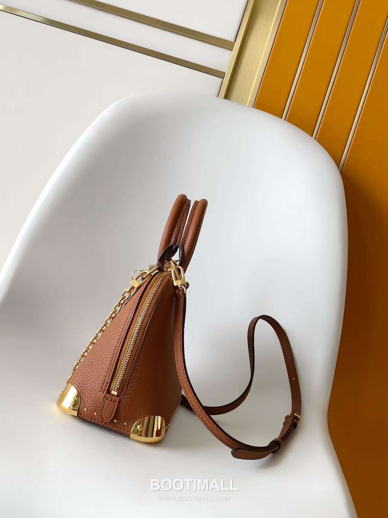 Louis Vuitton Alma BB Monogram Canvas Top Handle Bag 루이비통 알마 BB 모노그램 캔버스 토트백 M29445 24cm 2