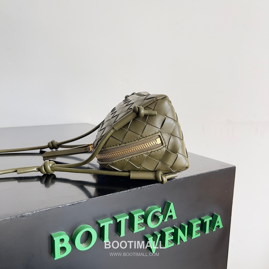 Bottega Veneta Concert Pouch Intrecciato Leather Mini Crossbody Bag 보테가베네타 콘서트 파우치 인트레치아토 가죽 미니 크로스백 18.5cm 2