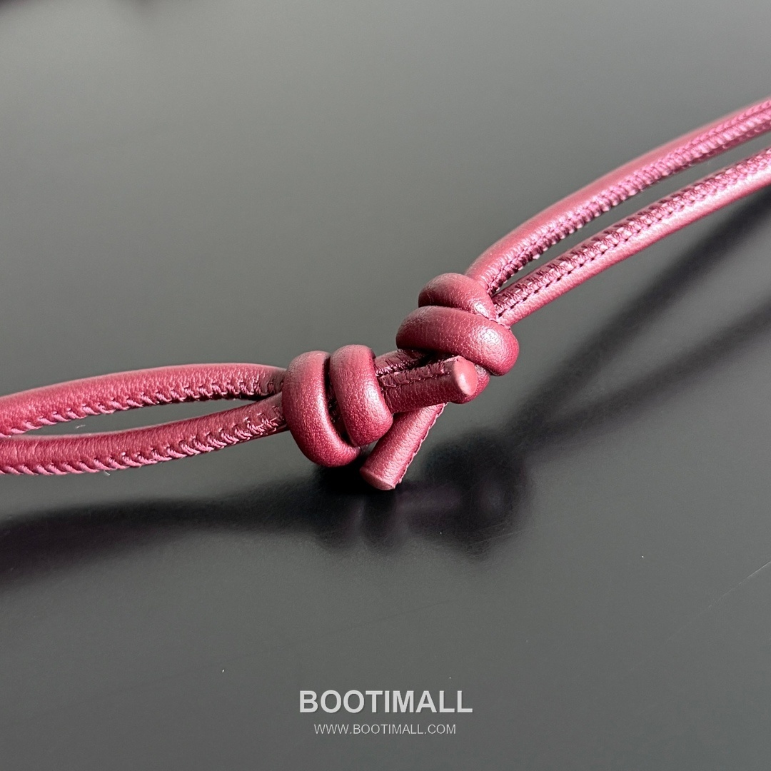 Bottega Veneta Concert Pouch Mini Intrecciato Leather Crossbody Bag 보테가 베네타 콘서트 파우치 미니 794258 인트레치아토 레더 크로스백 18.5cm 8