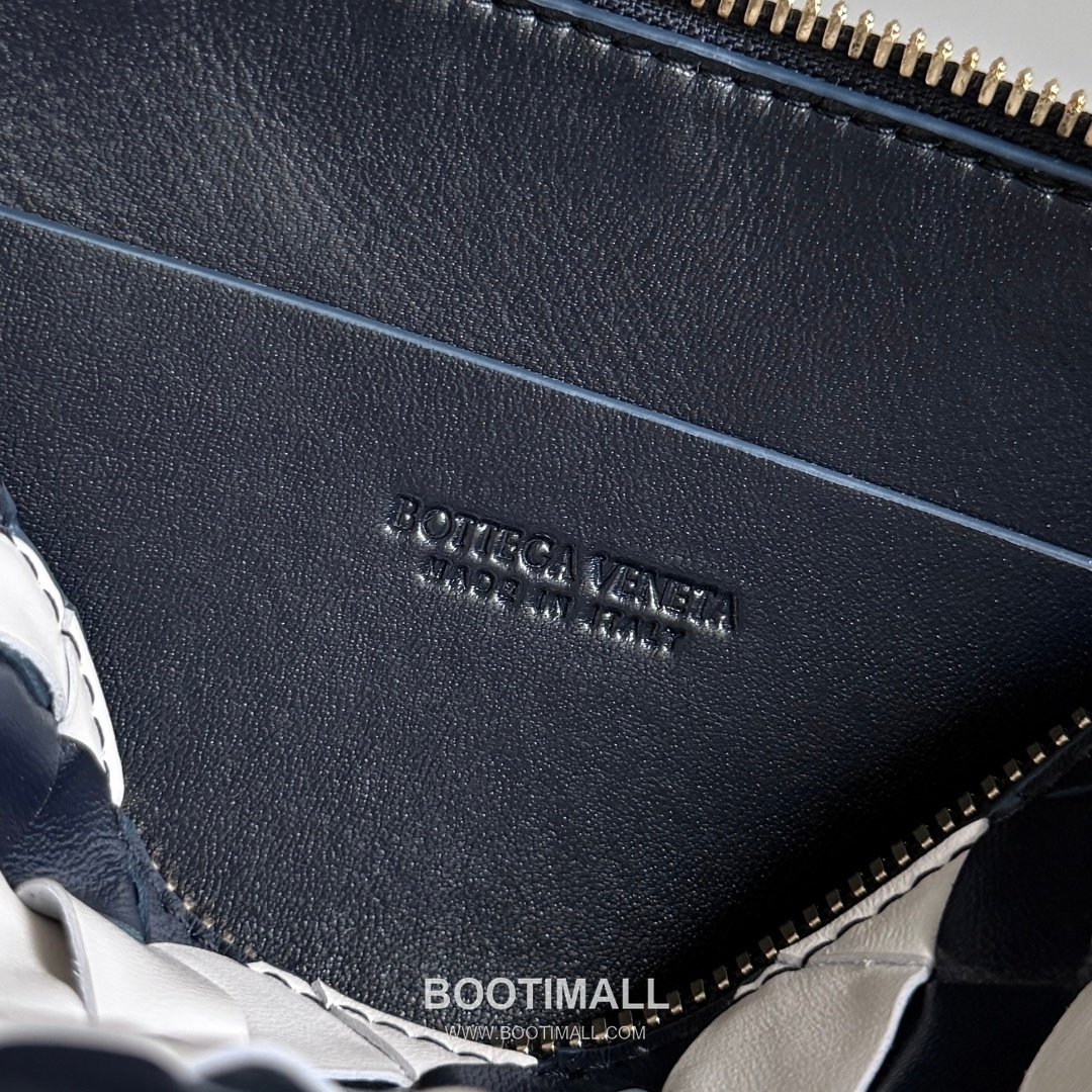 Bottega Veneta Concert Pouch Intrecciato Leather Mini Crossbody Bag 보테가베네타 콘서트 파우치 인트레치아토 가죽 미니 크로스백 18.5cm 7